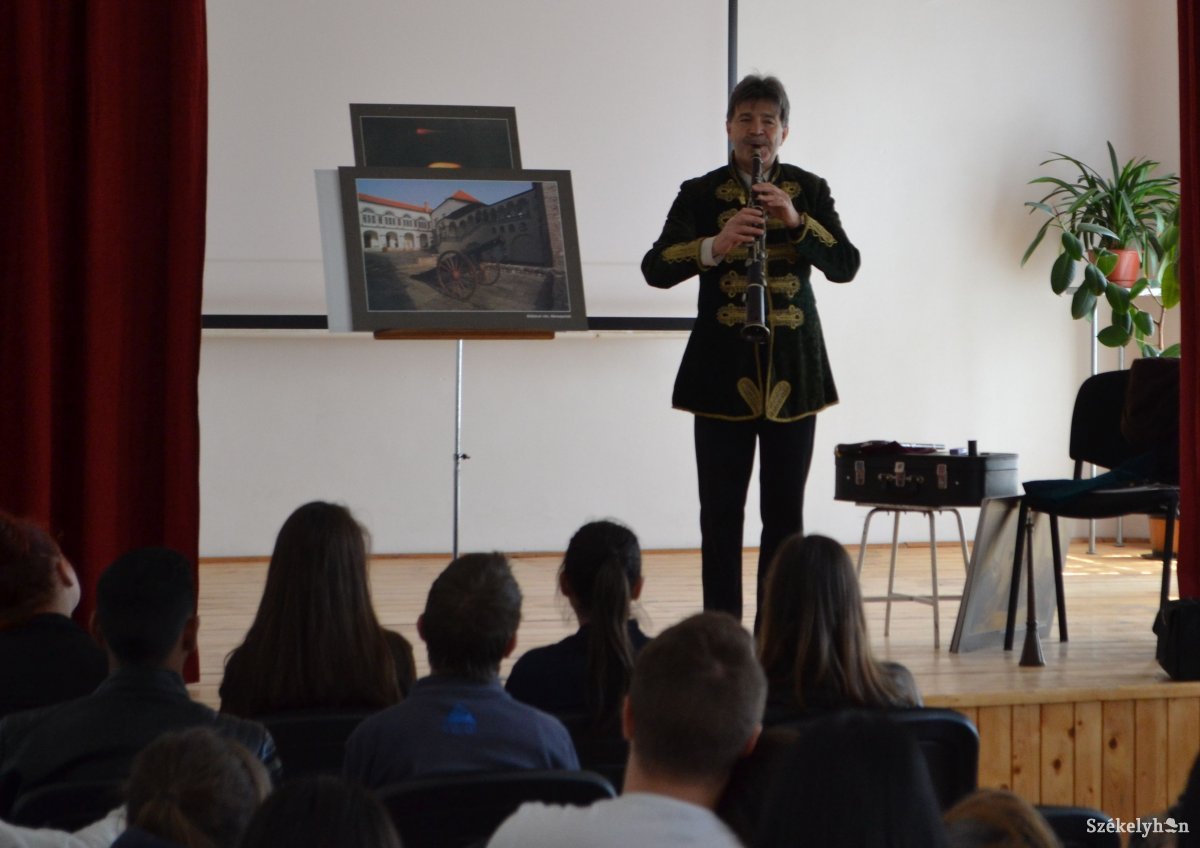 &bullet;  Fotó: Gergely Imre