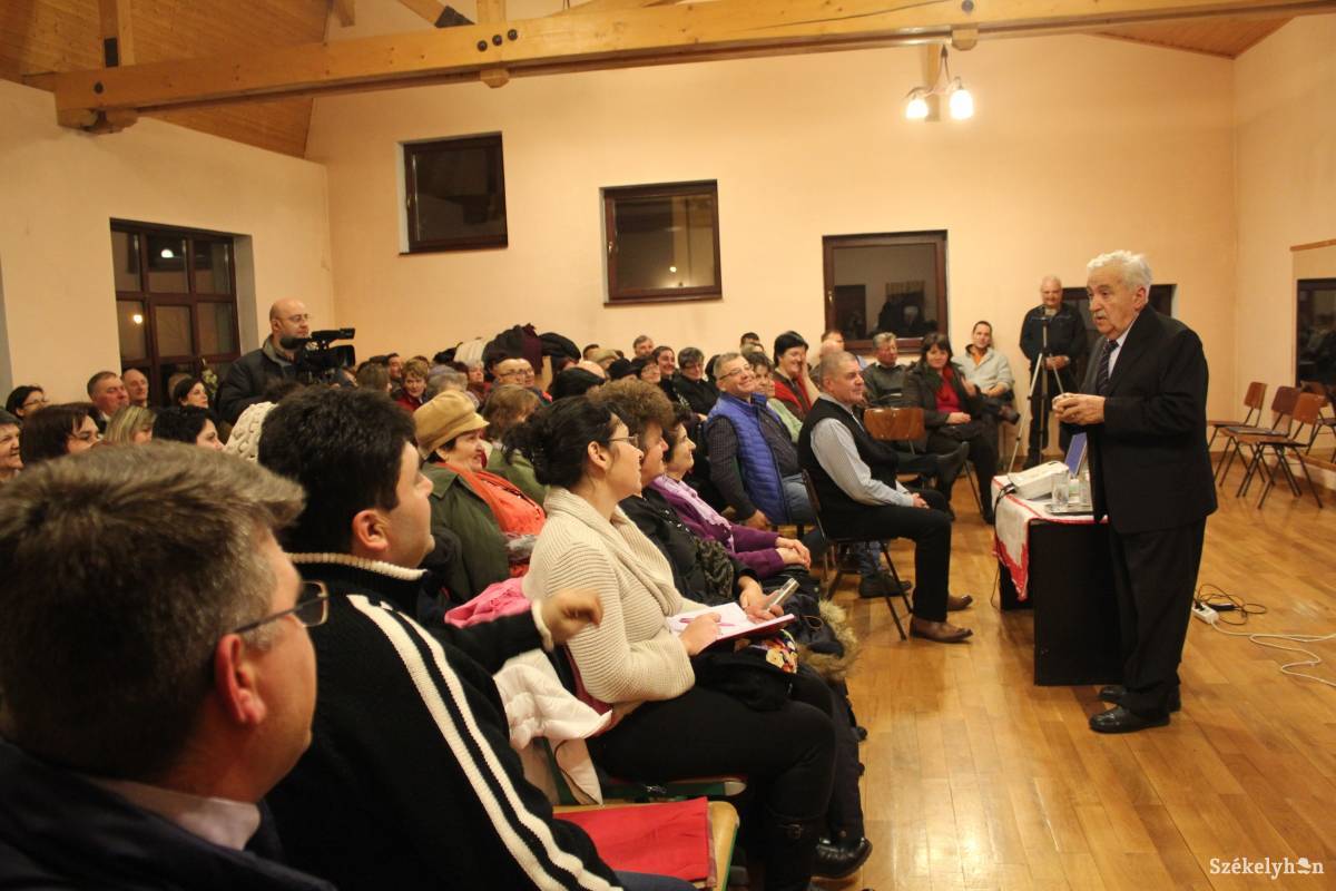 Sok résztvevő jelezte, nem idegen számára a visszérprobléma • Fotó: Baricz Tamás Imola