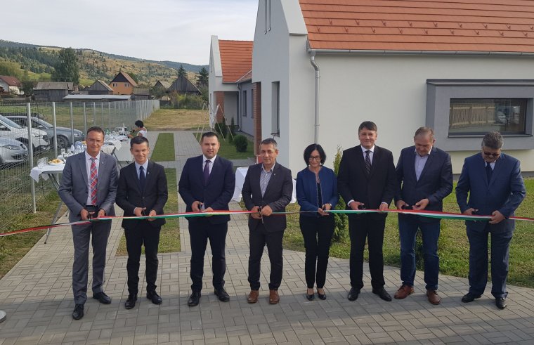 Korszerű lakások várják a Gyergyószentmiklósra költöző orvosokat