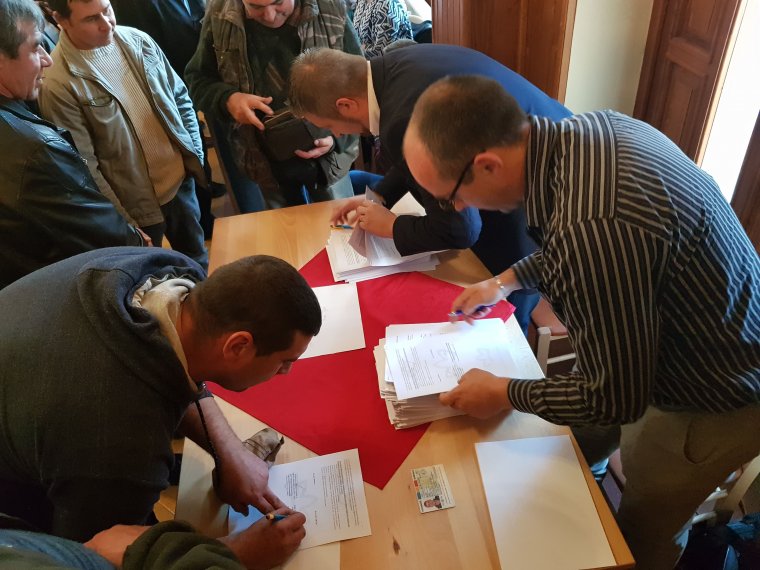 Székelyföldi gazdaságfejlesztés: Gyergyóditróban kezdődött el a támogatási szerződések megkötése