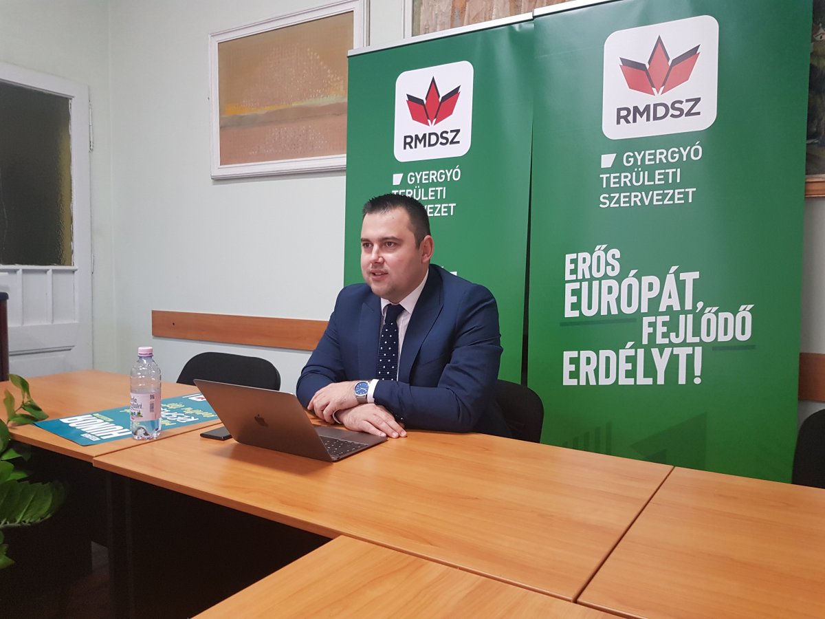 Barti Tihamér összegezte a vasárnapi szavazás eredményeit •  Fotó: Gergely Imre