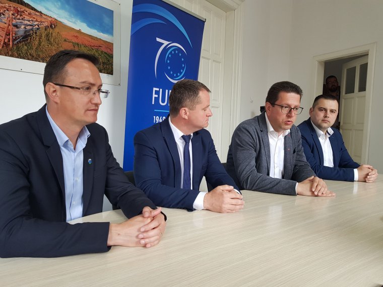 Az EP-választás nem pártpolitikai kérdés