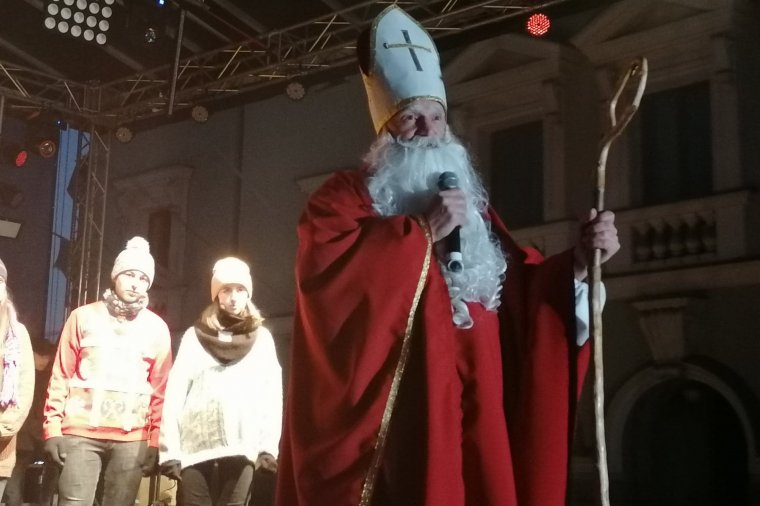 Szent Miklós-napi hangulatban Gyergyószentmiklós, már a Mikulás is megérkezett