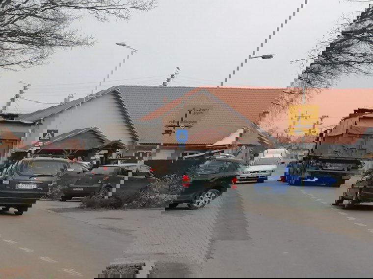 Sok bosszúságot okoz a falvakon áthaladó megyei útra terelt teherforgalom