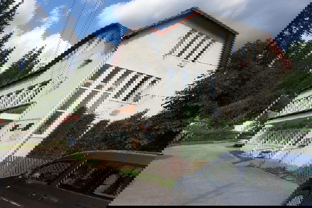 A remények szerint 2020 végére készülnek el a felújítással •  Fotó: Borszék önkormányzata