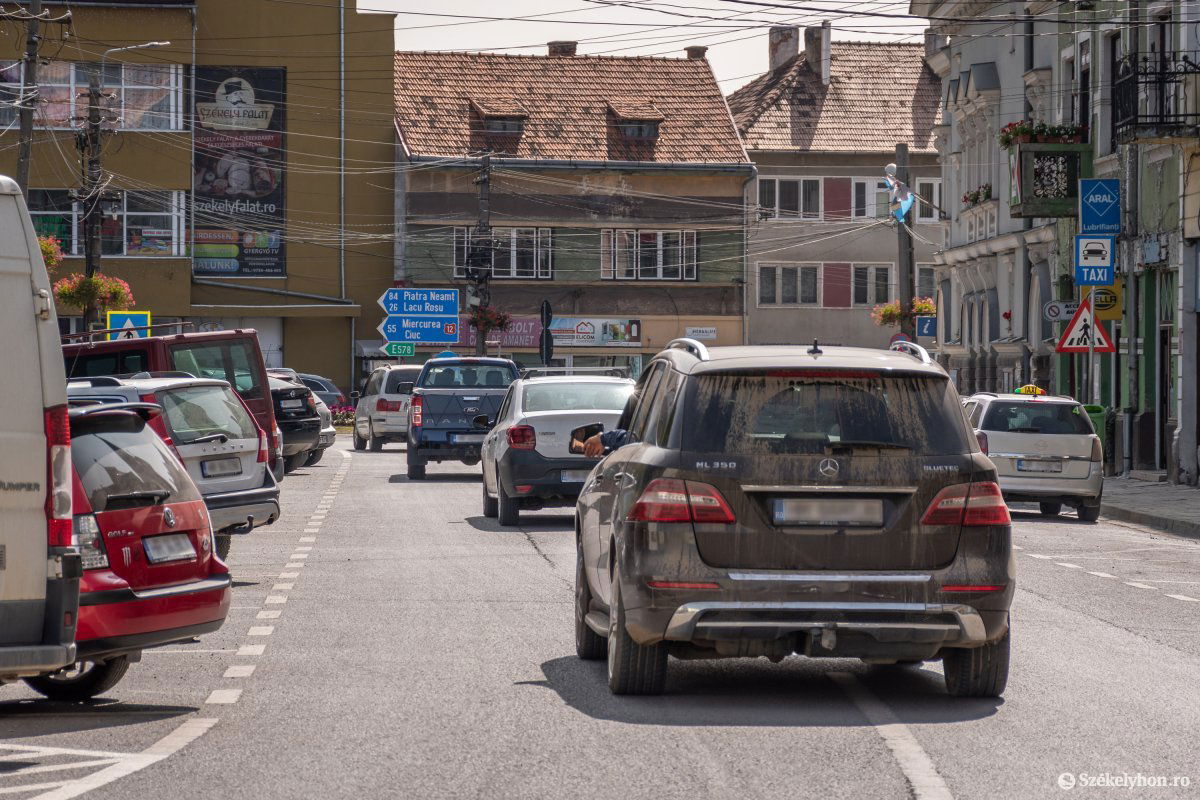 A tervezett nagyberuházás révén tehermentesülne valamelyest a gyergyószentmiklósi forgalom. Archív •  Fotó: Pinti Attila