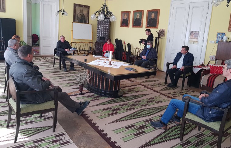 Adományok a gyergyószéki kórháznak, mentősöknek