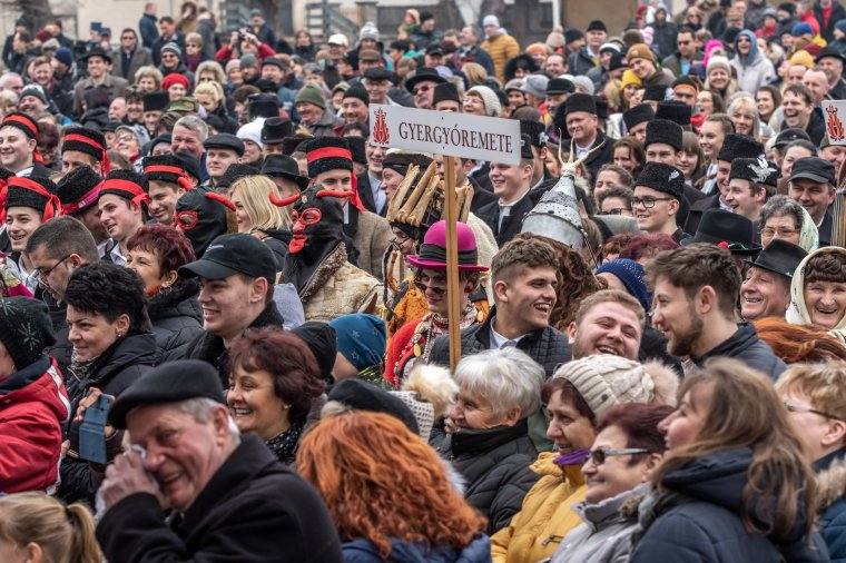 Hagyományőrző csoportok temetik a farsangot Csíkszeredában jövő szombaton