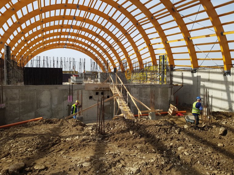 Május végén már vízpróbát tartanának az épülő gyergyószentmiklósi uszodánál