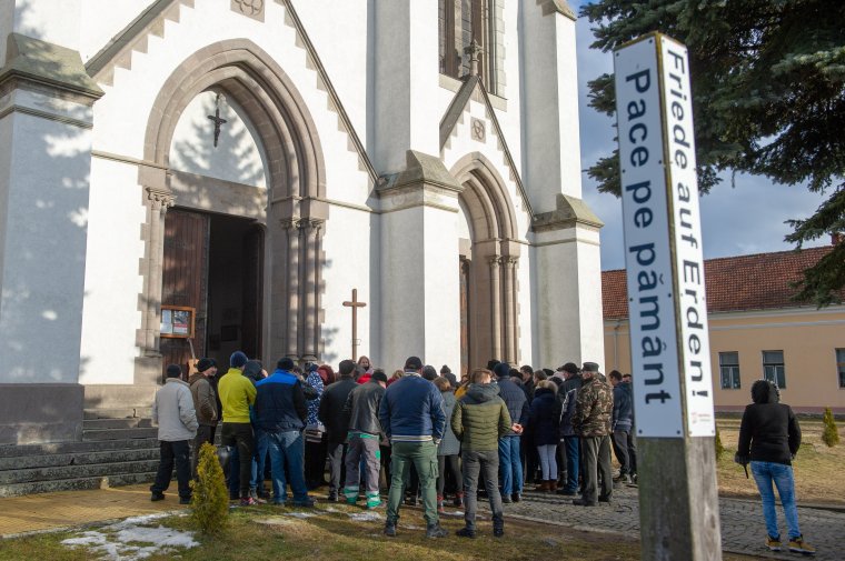 Jakubinyi György megrótta a ditrói segédlelkészt, a befogadás kultúráját hangsúlyozza az érsekség
