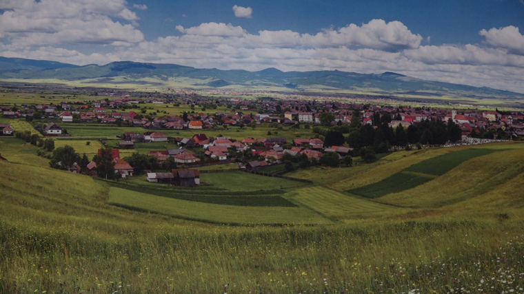 Az autópálya nyomvonalának módosítását kérik a ditróiak