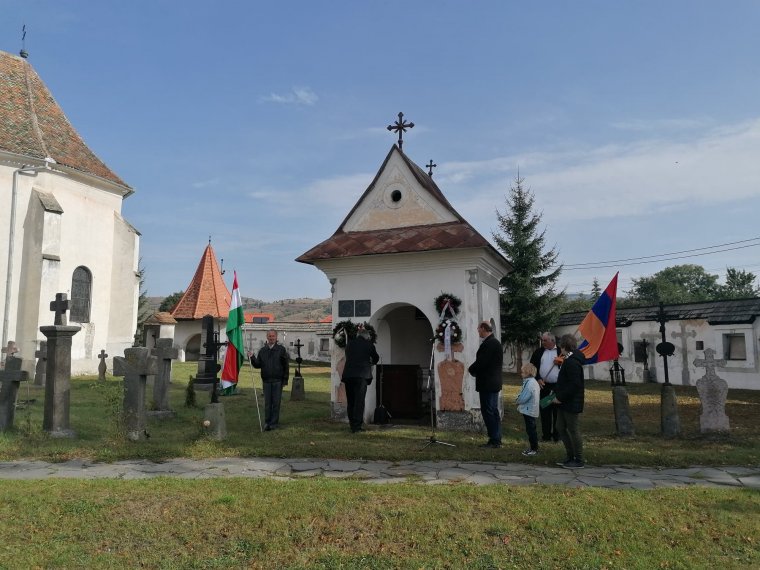 Az aradi vértanúkról emlékezett meg a gyergyószentmiklósi örmény közösség