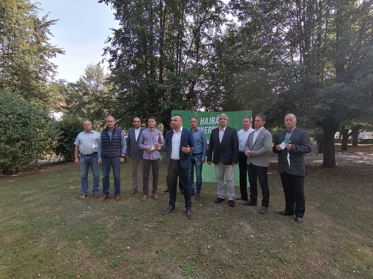 Erős csapattal mérettetnek meg vasárnap