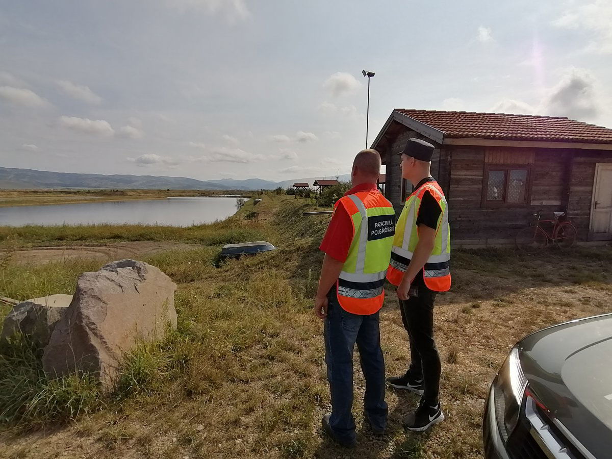 A polgárőr jelenléte önmagában is meg tud akadályozni számos károkozást. Képünk illusztráció &bullet;  Fotó: Hegyi Zsuzsanna