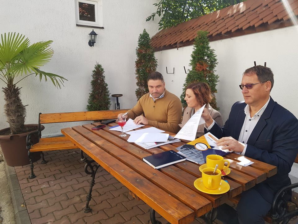 Megállapodást írtak alá a pályázati tanácsadásról •  Fotó: Gergely Imre