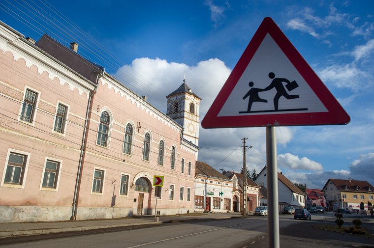 Két Hargita megyei település lett vörös zónás, Maros és Kovászna megyében egy-egy került ki onnan