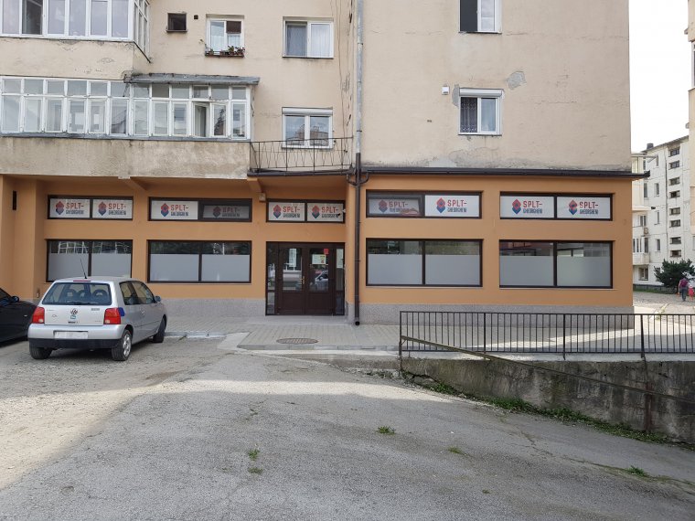 Már a tömbházakon belül is végezhet munkálatokat a gyergyószentmiklósi vízszolgáltató