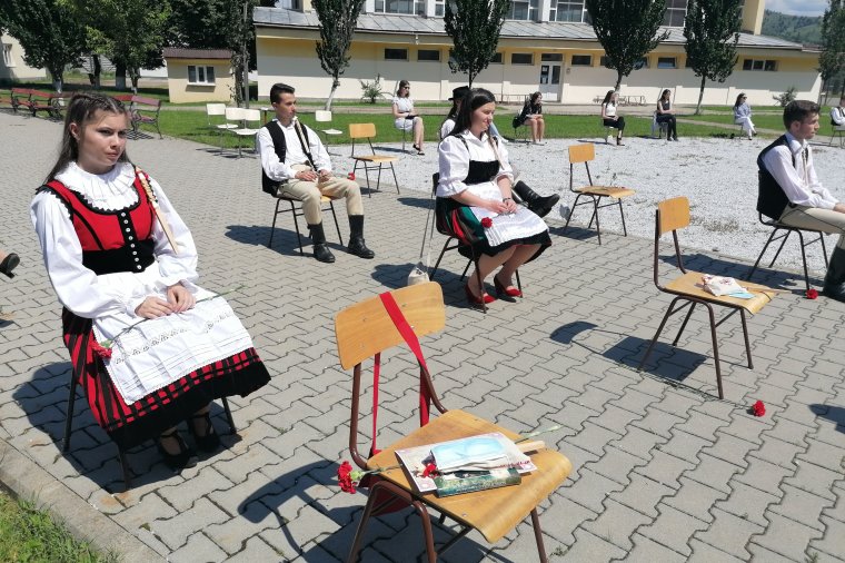 Ballagás csak oltásigazolással? – az iskola vezetősége dönt