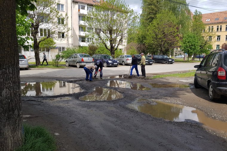 Igyekeznek szebbé tenni a városközponti, főként turistaidényben sokak által használt sétálóutcát