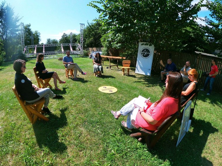 Szabadtéren indul a Figura új évada