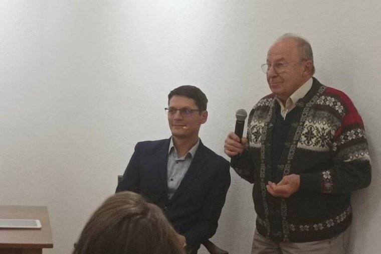 Generációkra visszamenően vizsgálja a pácienseit, rangos elismerést kapott Gyergyóalfalu háziorvosa
