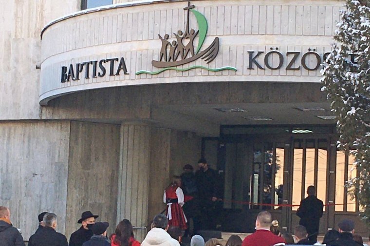 Bankból imaház – új lelki otthon a gyergyószentmiklósi baptistáknak