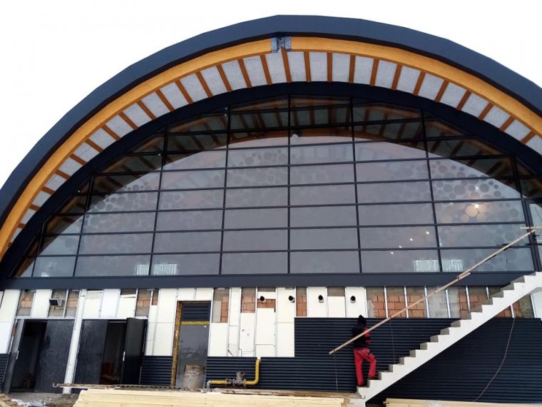 Akadályok nehezítik a gyergyószentmiklósi beruházások befejezését