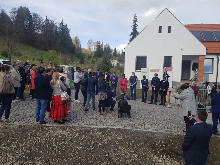 Orvoslakásokat adtak át Borszéken a magyar jövőért