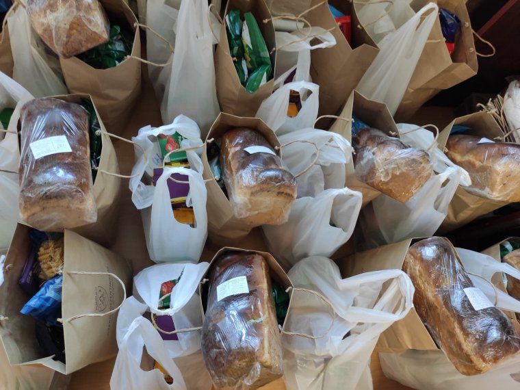 Húsvétkor is támogatják a rászorulókat