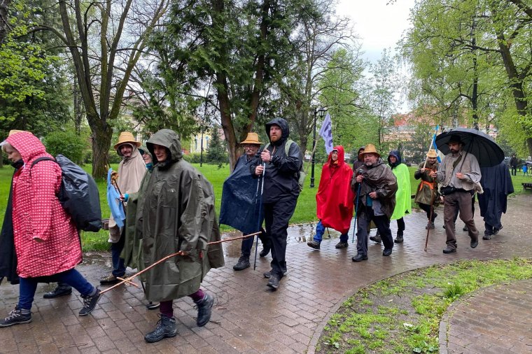 Újra úton a gyergyóalfalvi keresztalja