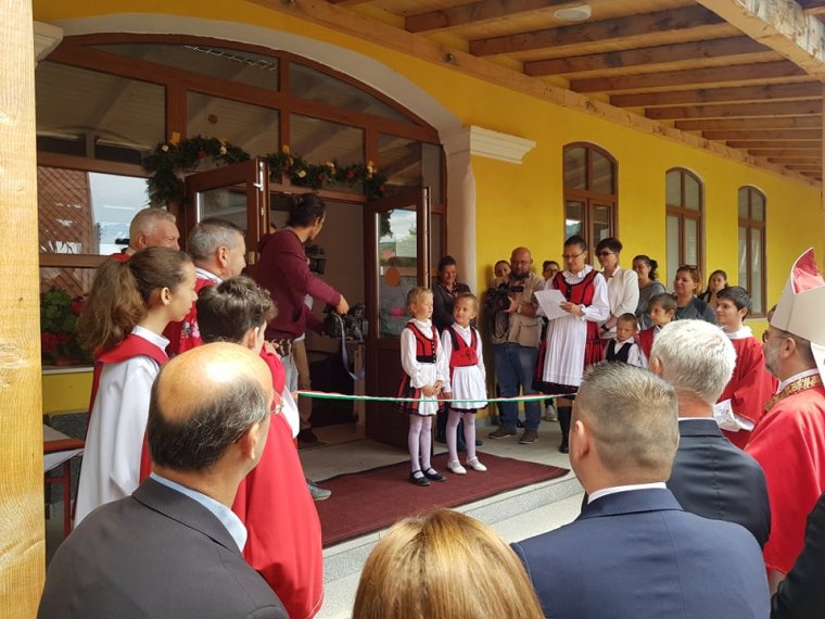 Felekezeti óvodát avattak Gyergyószentmiklóson a magyar kormány támogatásával