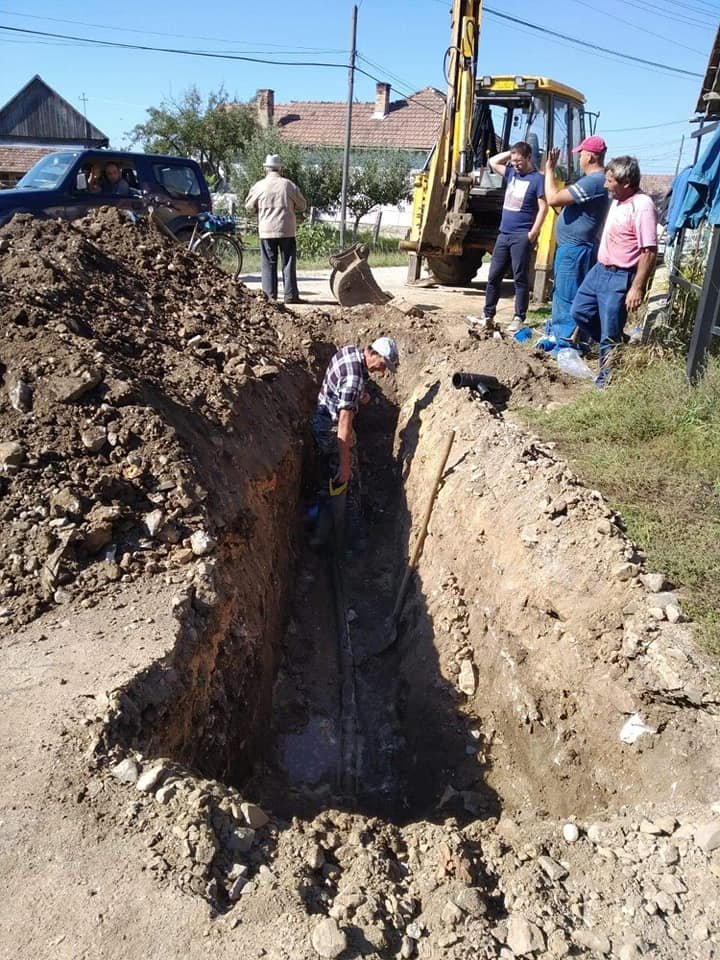 Gyergyószárhegyen folytatódnak az infrastrukturális beruházások •  Fotó: Gyergyószárhegy önkormányzata