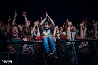 Három hónap múlva kezdődik, de már most foglalják a jegyeket