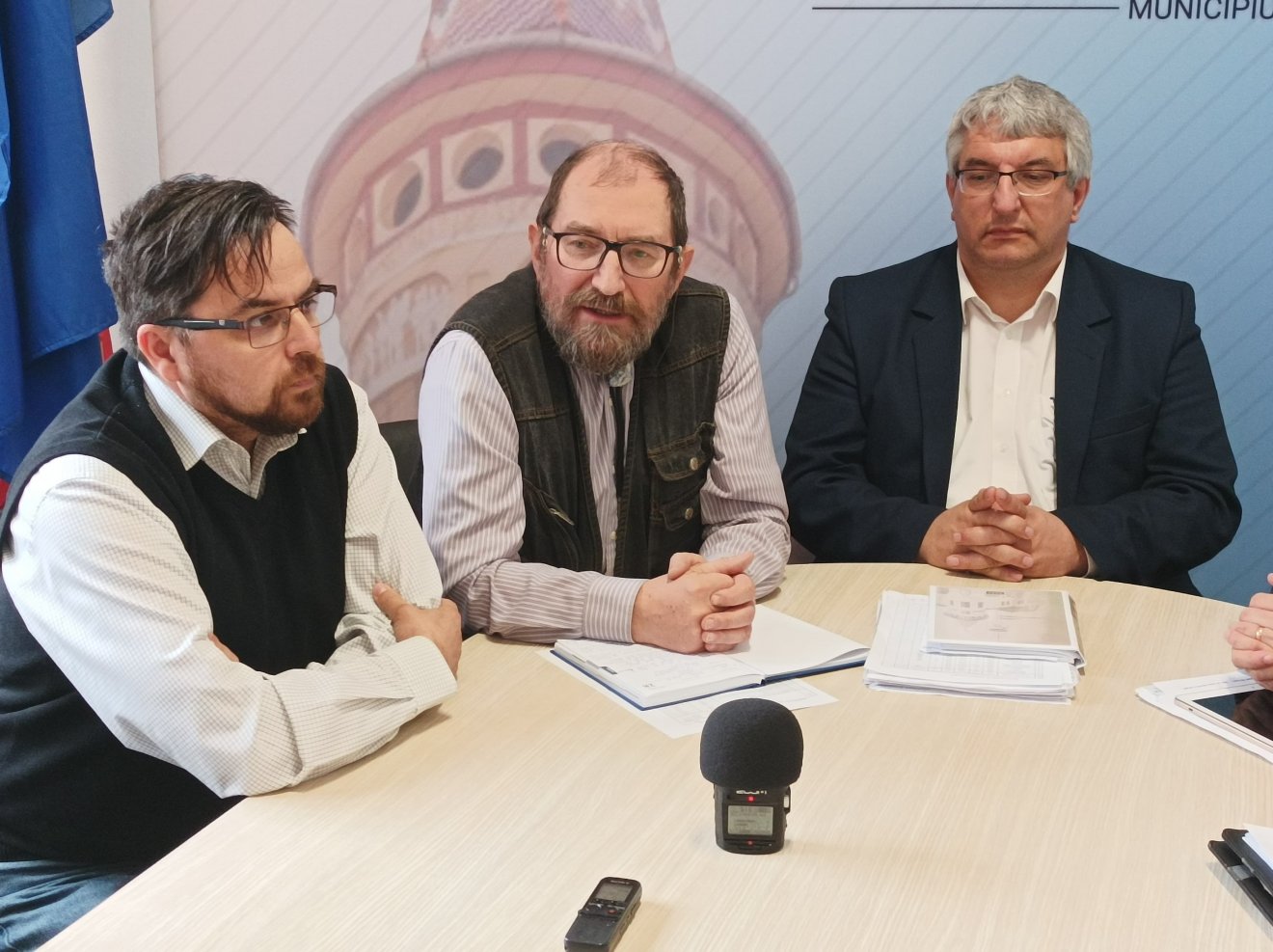 Új vezetők ideiglenes megbízatással irányítják a két fontos szolgáltatást •  Fotó: Gergely Imre