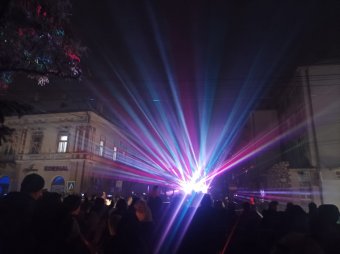 Lézershow a második adventi gyertya meggyújtása után