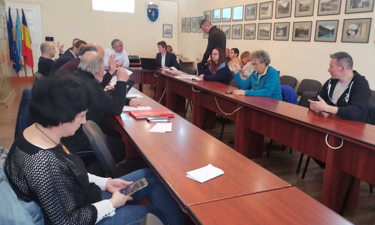 Fizetni akarnak az E-Starnak, de büntetőkamat nélkül
