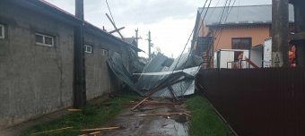 Székelyföldön pusztított a vihar, korábban csíki templomok is megrongálódtak