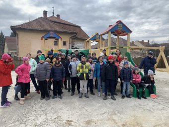 Új játszótér segíti a sérült gyerekek fejlesztését