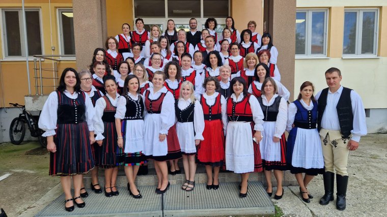 Népviseletben a kórház alkalmazottai – most először