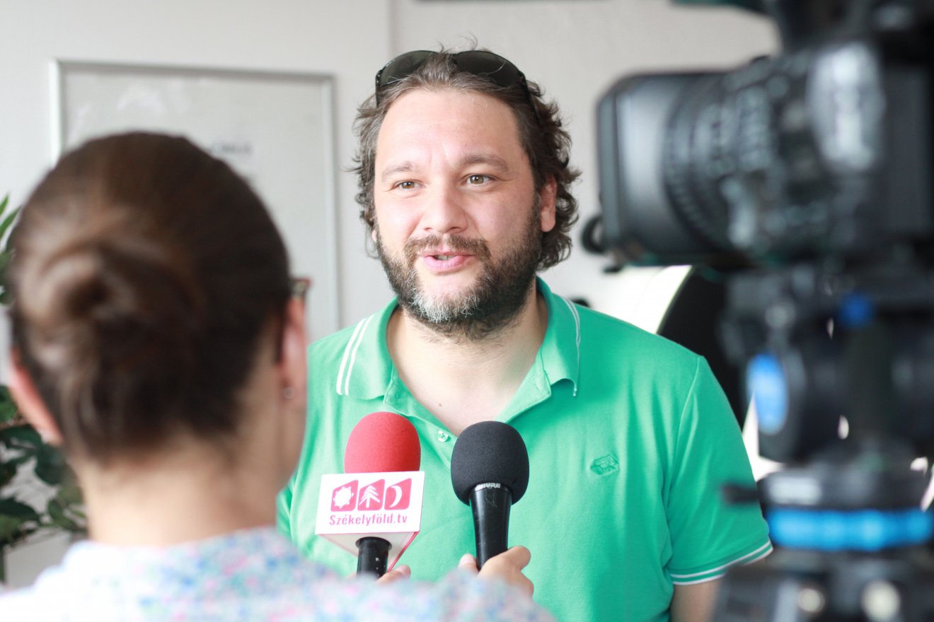 Albu István, a Figura Stúdió Színház igazgatója. Van egy környezetük, ahol tudnak színházcsinálásra, nézőikre figyelni •  Fotó: Kozma Péter, Figura Stúdió Színház