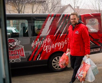 Idősek életét teszik könnyebbé a GYHK adományai