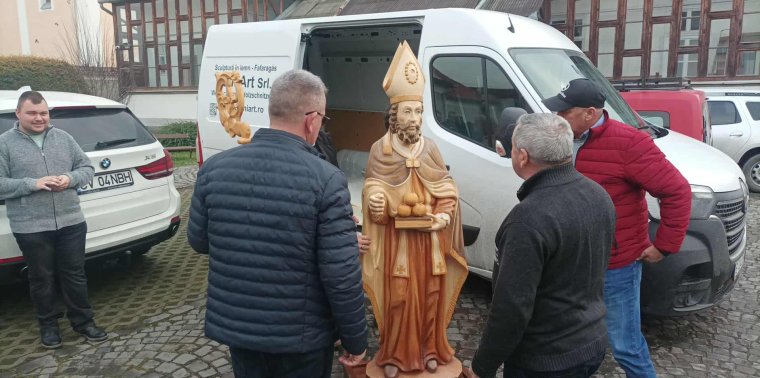 Szent Miklósra és Fogarasy Mihályra figyel Gyergyószentmiklós