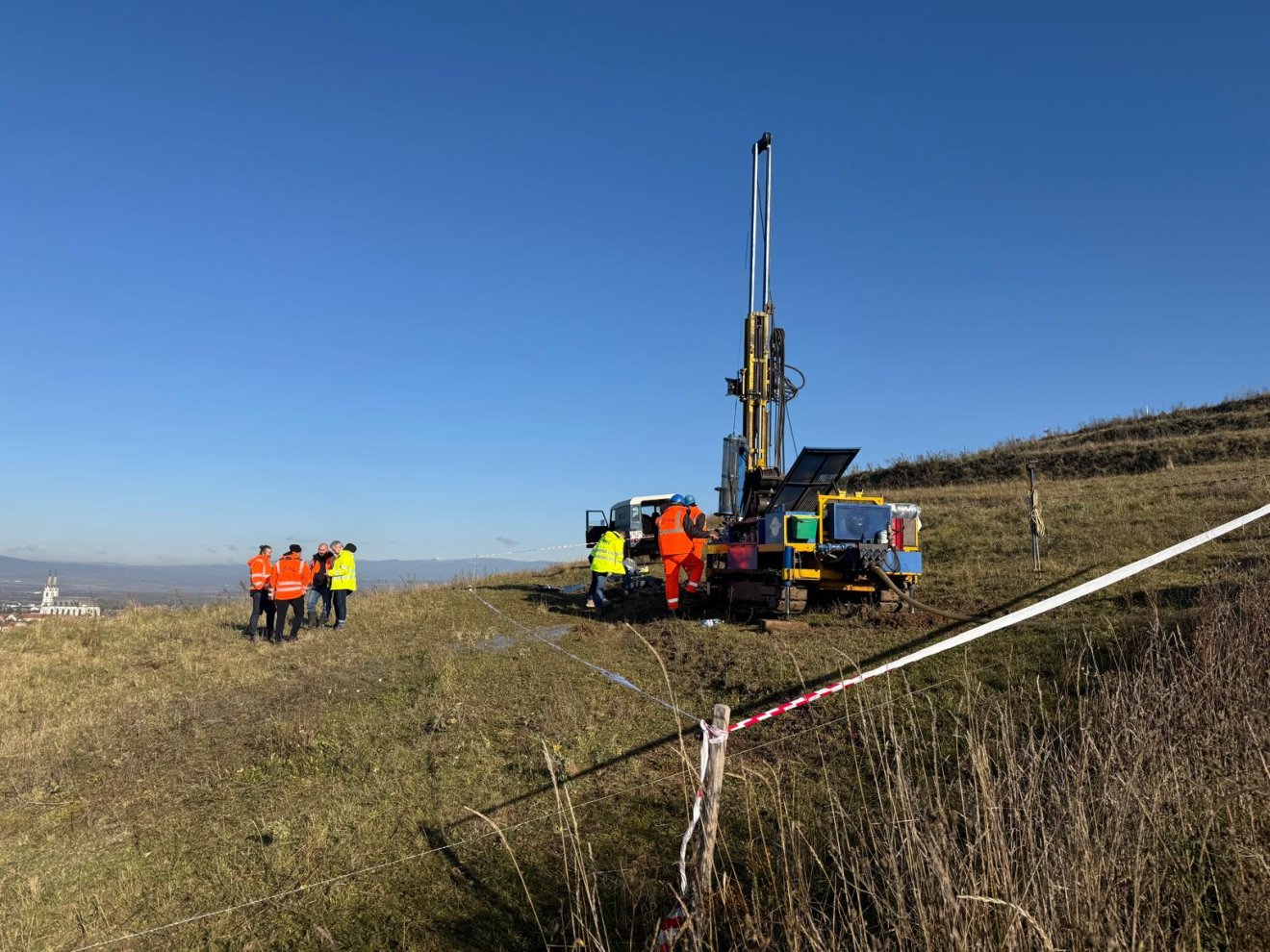 Gyergyóditró község területén 160 fúrást végeznek •  Fotó: Hargita Megye Tanácsa