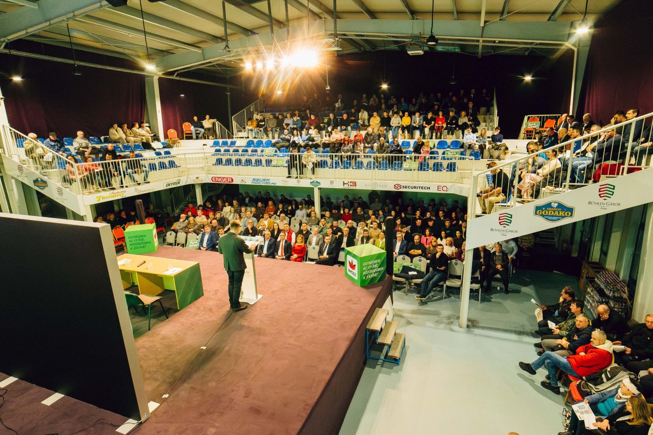 &bullet;  Fotó: Keresztes Zoltán