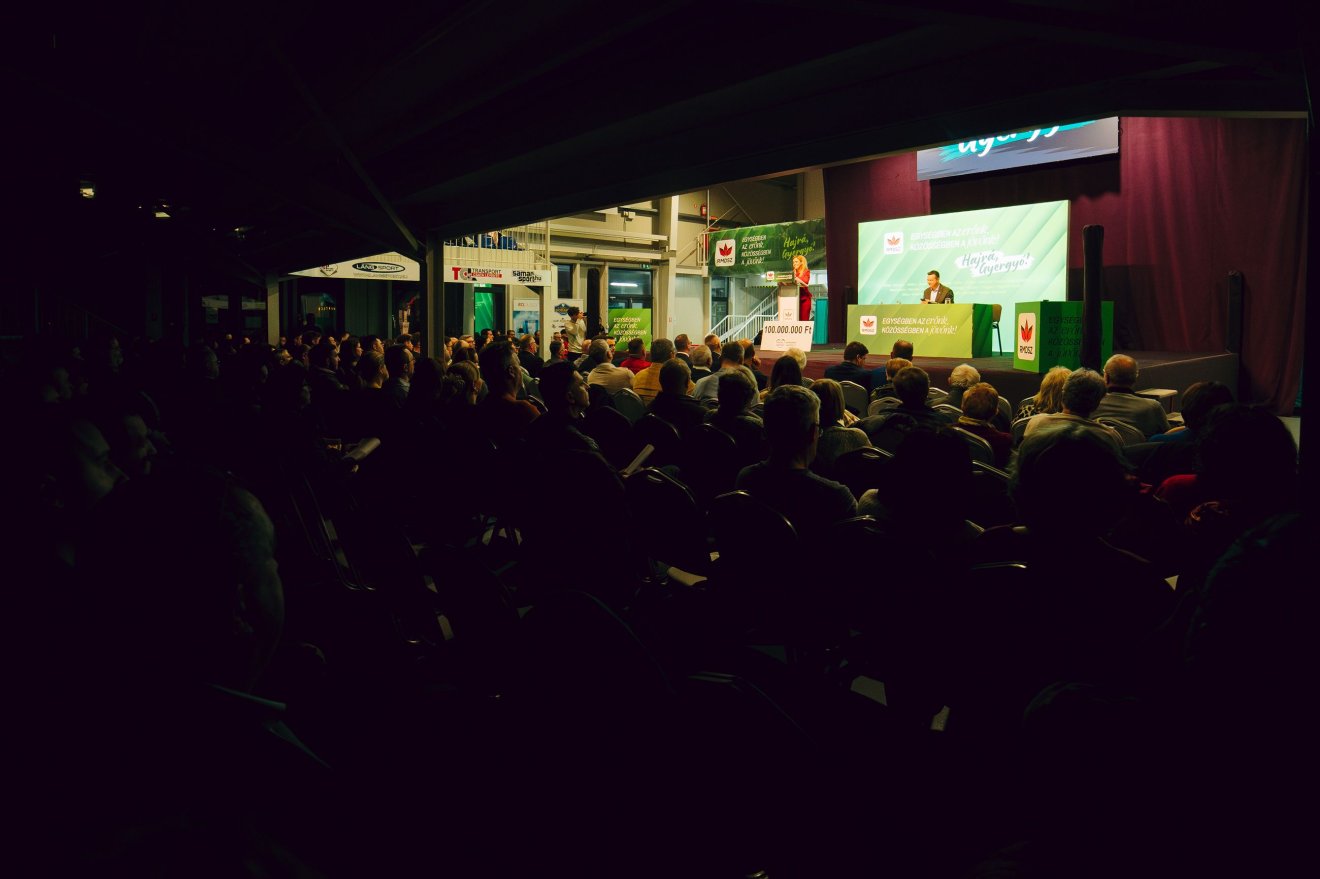 &bullet;  Fotó: Keresztes Zoltán