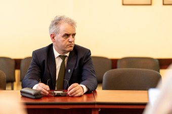 A Monturisttal kapcsolatos ügy miatt lemondott egy gyergyószentmiklósi tanácsos