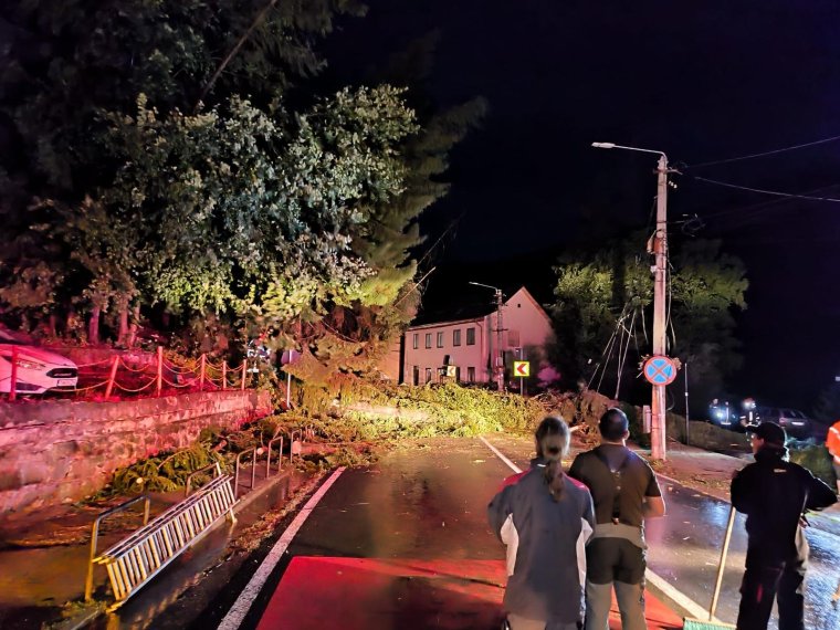 Hatalmas pusztítást végzett a vihar Tusnádfürdőn