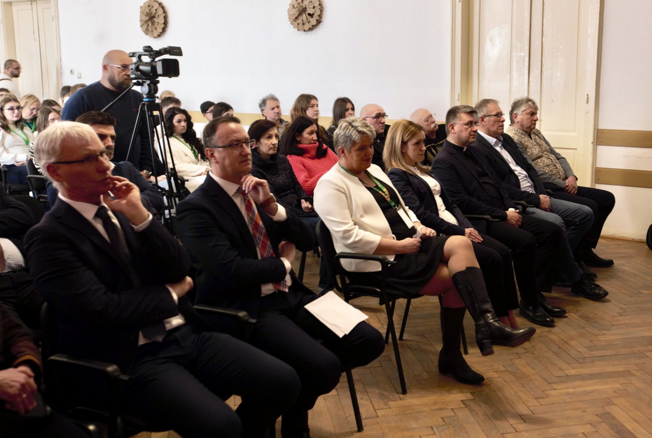 •  Fotó: Bege Botond