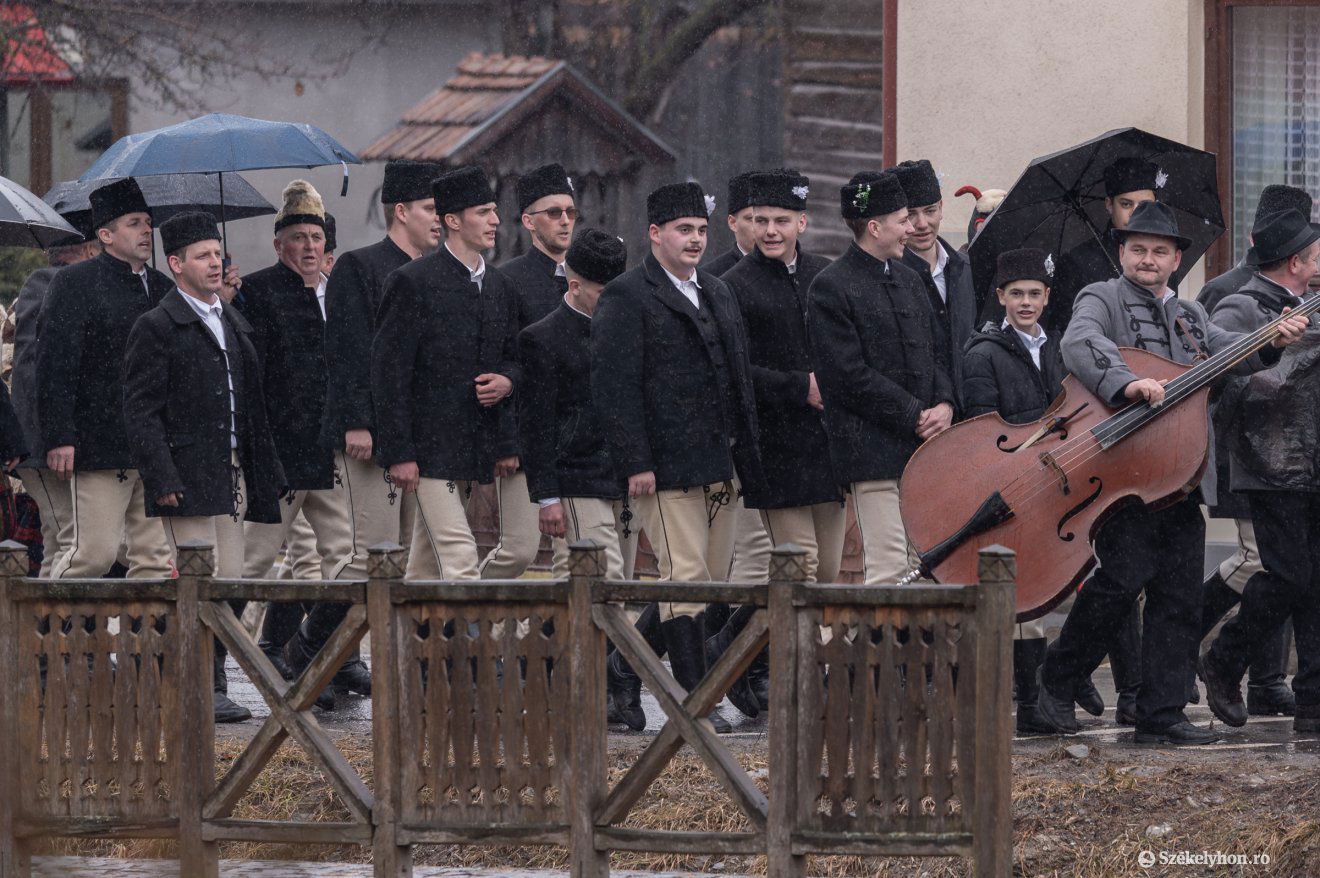•  Fotó: Pinti Attila