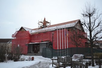 Költözik a polgármesteri hivatal Gyergyóremetén